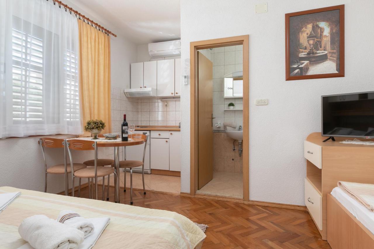 Apartments Barba Tucepi Ngoại thất bức ảnh