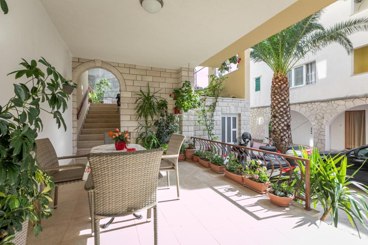 Apartments Barba Tucepi Ngoại thất bức ảnh