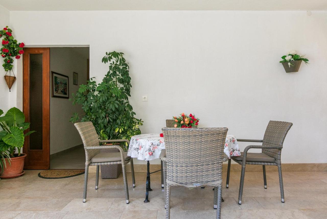 Apartments Barba Tucepi Ngoại thất bức ảnh