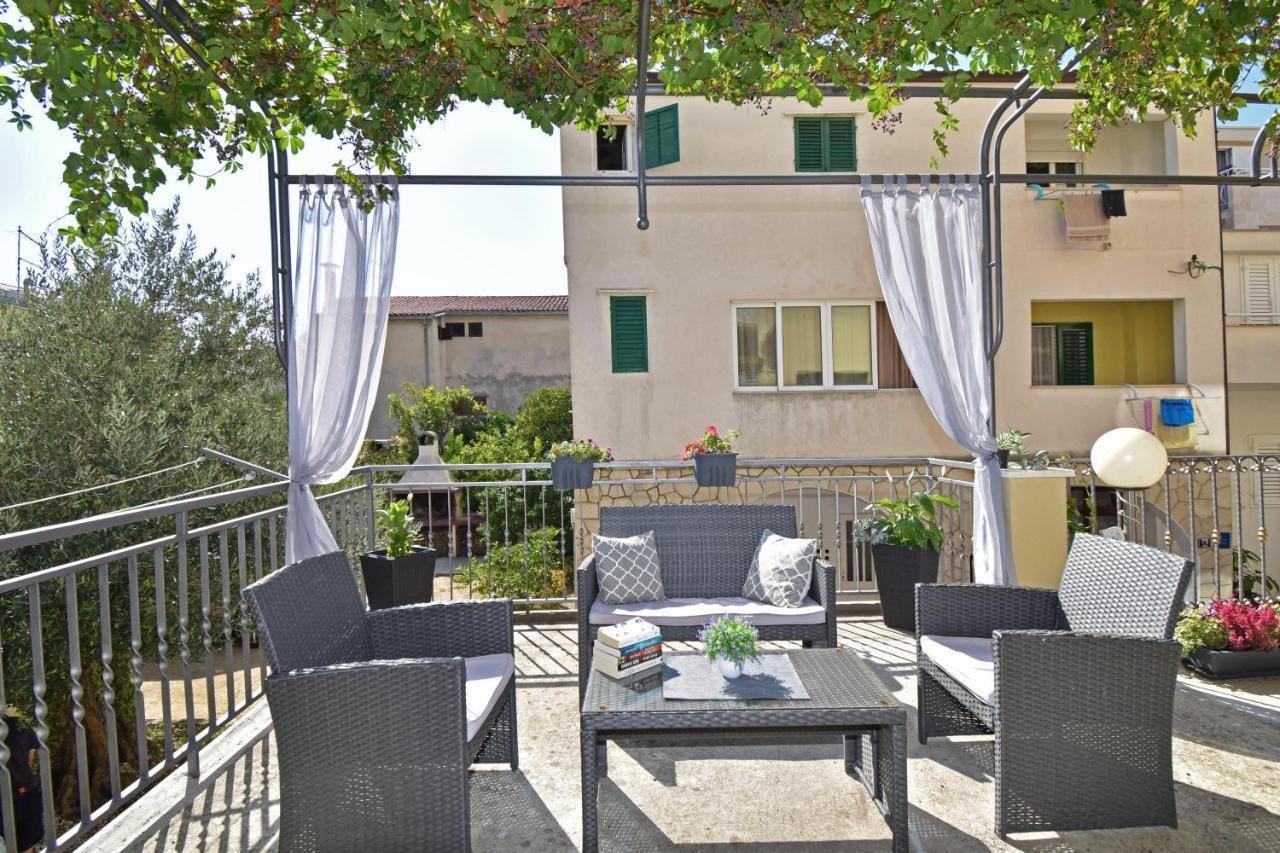 Apartments Barba Tucepi Ngoại thất bức ảnh