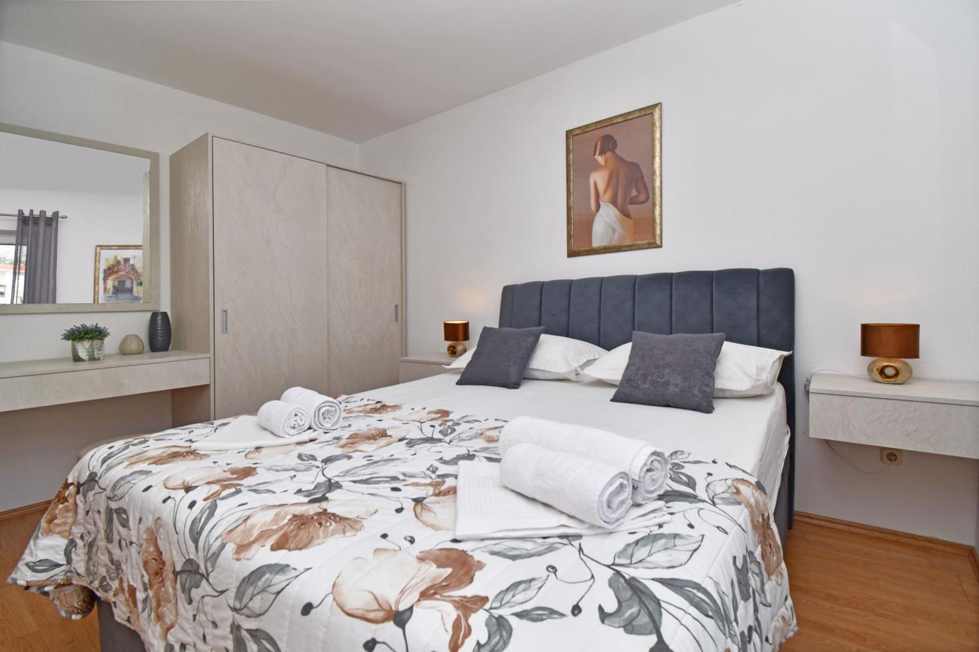 Apartments Barba Tucepi Ngoại thất bức ảnh