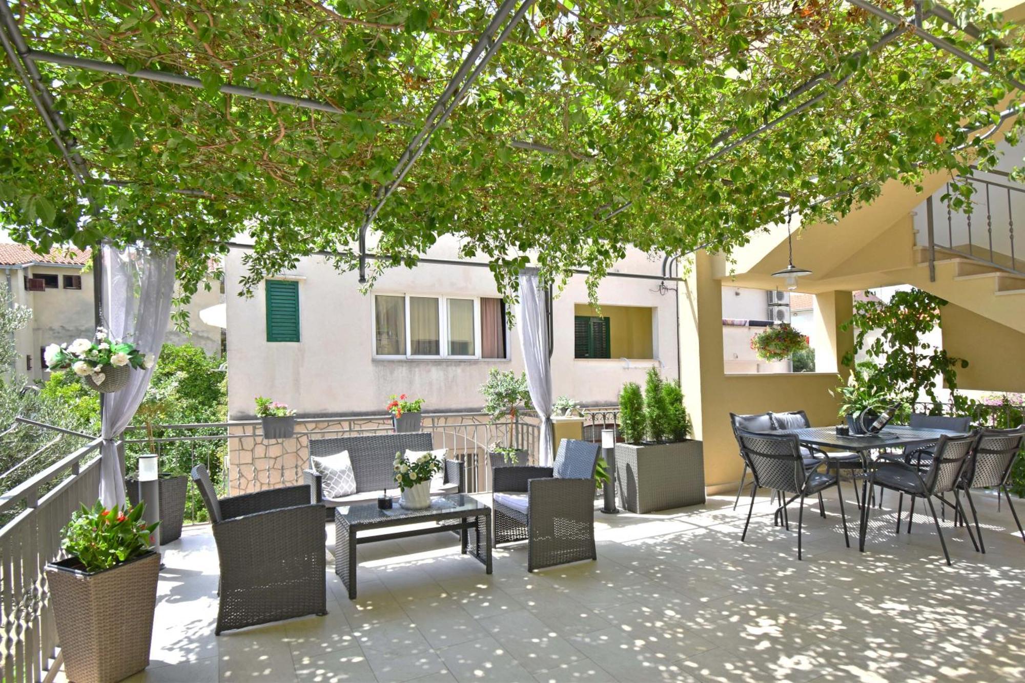 Apartments Barba Tucepi Ngoại thất bức ảnh